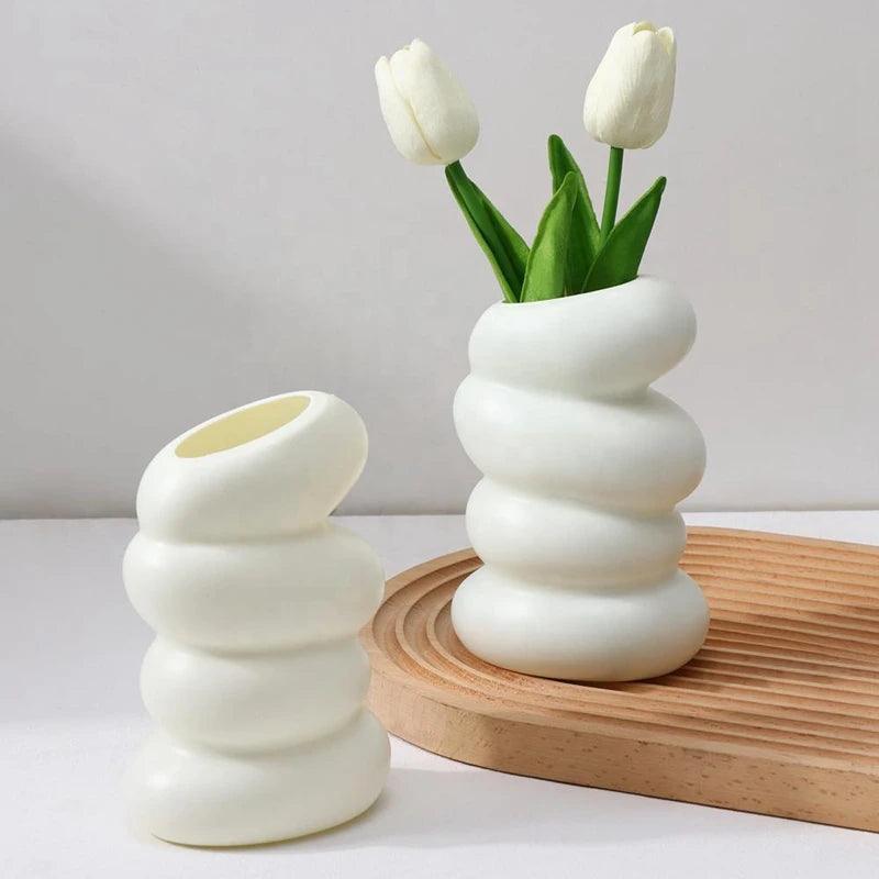 Nordic Spiral Vase - cocobear