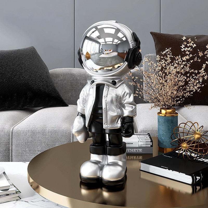 Stylish Astronaut Sculpture - cocobear