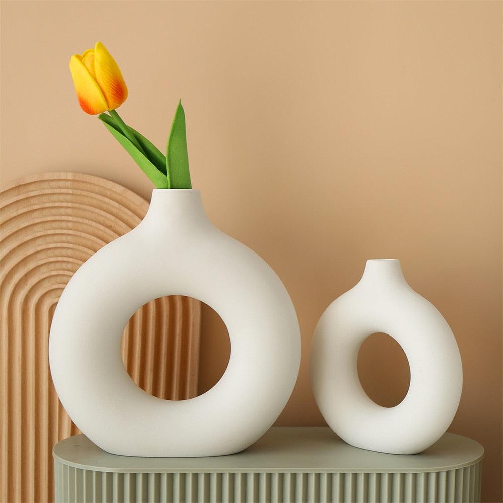 Circular Hollow Flower Vase - cocobear