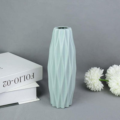 Contemporary Flower Vase - cocobear